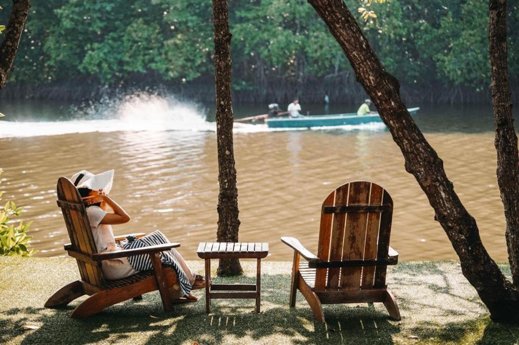 Anavilla Tangke Resort Кханом Екстериор снимка